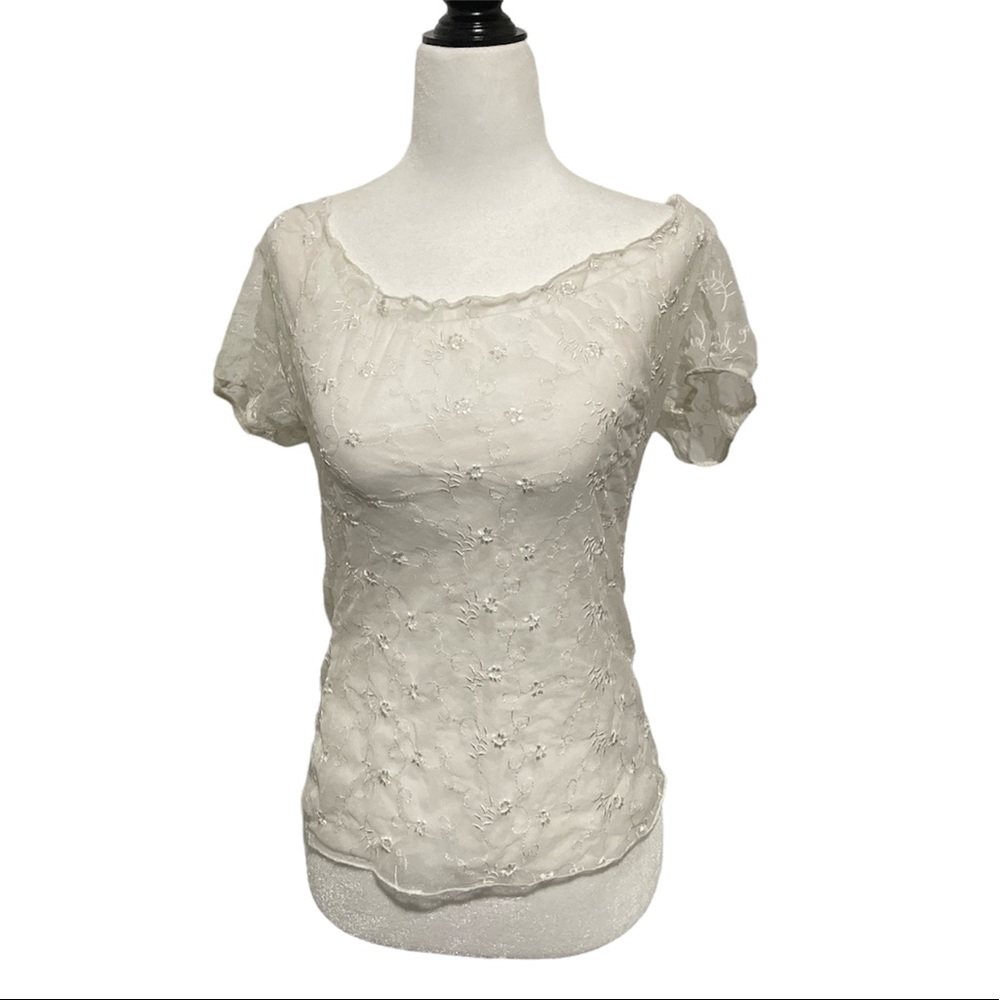 ❤️‍🔥3/$22❤️‍🔥 H&M sheer white floral top